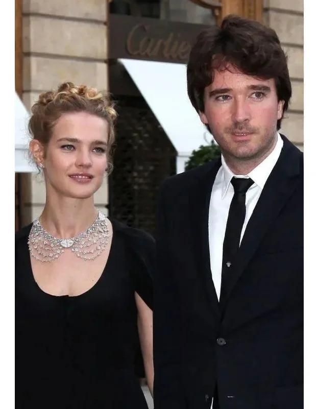 惊心动魄!西亚豪门旌旗飘扬决胜战的简单介绍 惊心动魄!西亚豪门旌旗飘扬决胜战的简单介绍