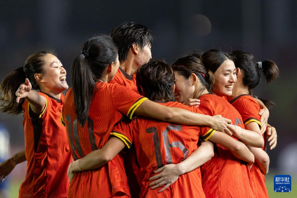 FBsports-国内足球锦标赛:女队实现逆袭