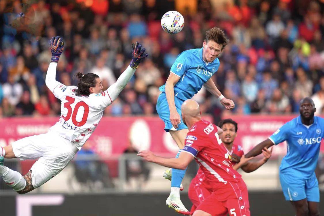 FB体育网页版-意甲传奇助攻国米，那不勒斯击败佛罗伦萨