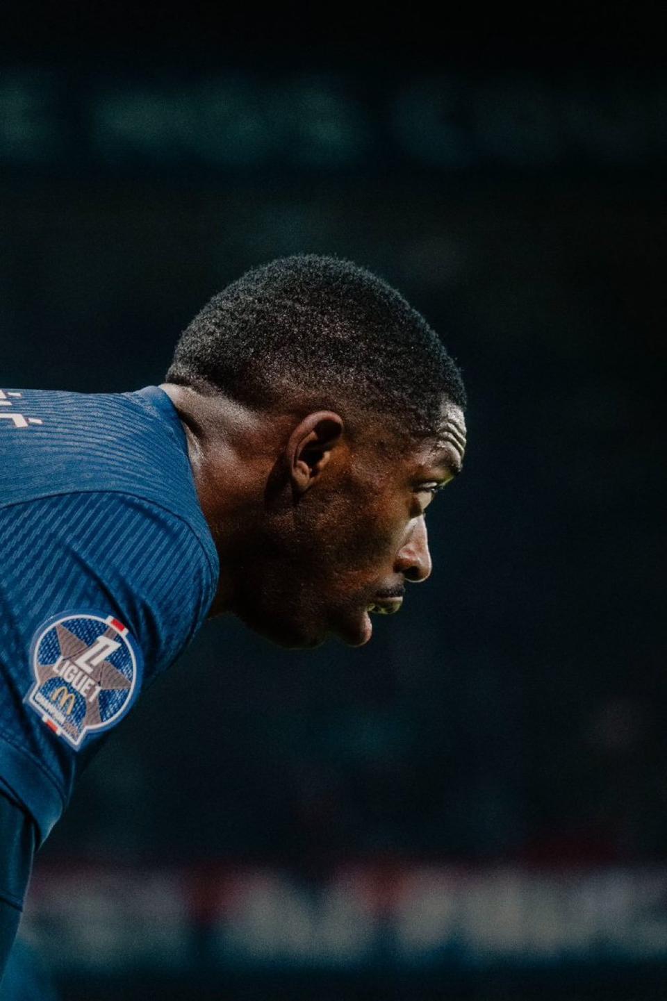 关于巴黎圣日耳曼客场大捷,领跑积分榜的信息 关于巴黎圣日耳曼客场大捷,领跑积分榜的信息