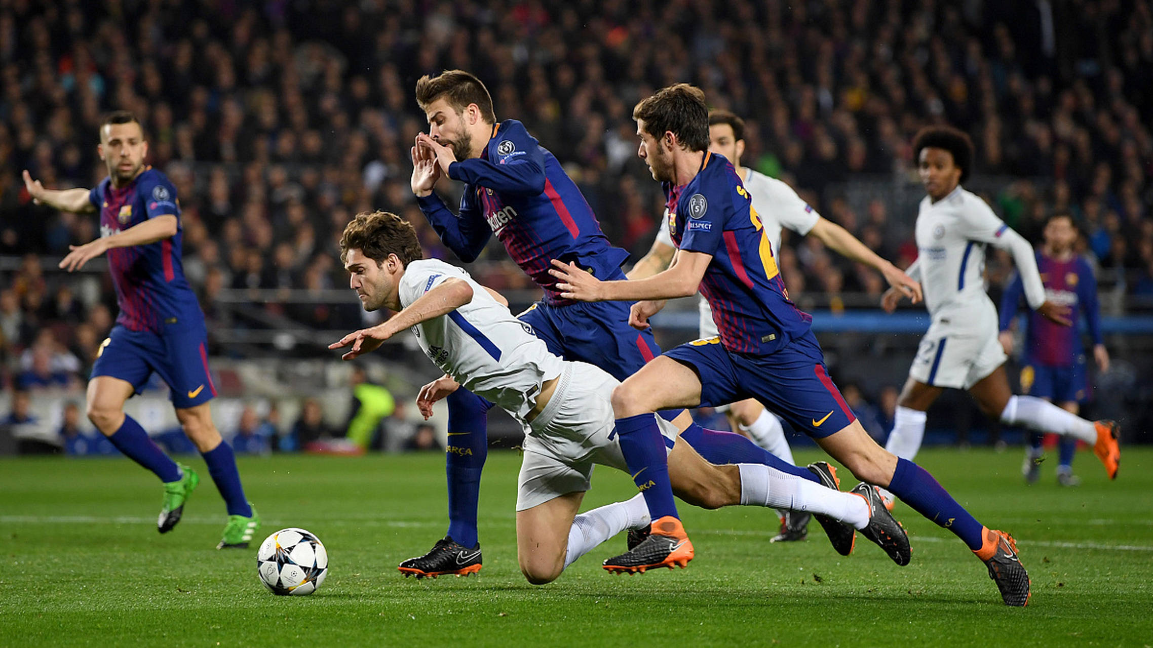 马德里竞技领先巴萨迎来西甲冠军争夺战的简单介绍