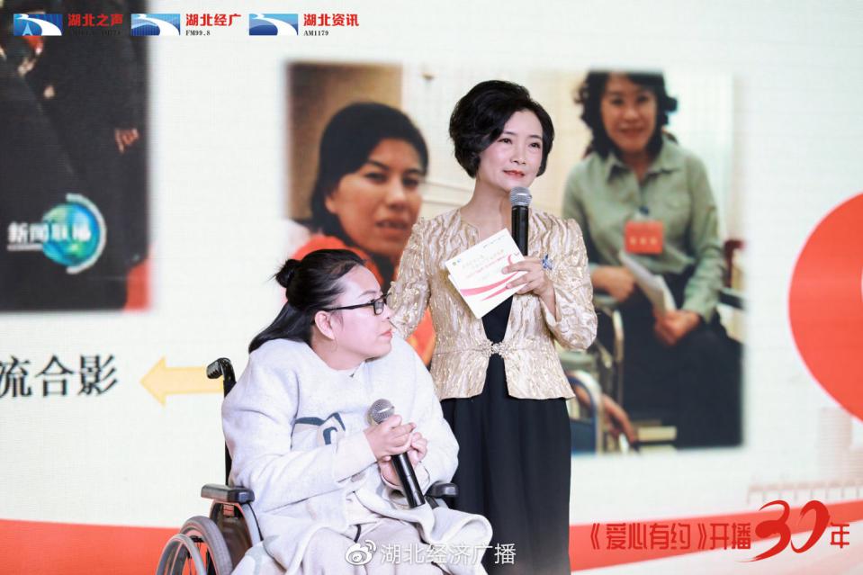 包含湖北卫视起舞青年队年轻有为，冲击前八的词条