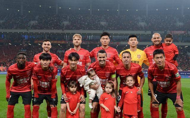 中超联赛新亮点频现，球迷热情高涨的简单介绍