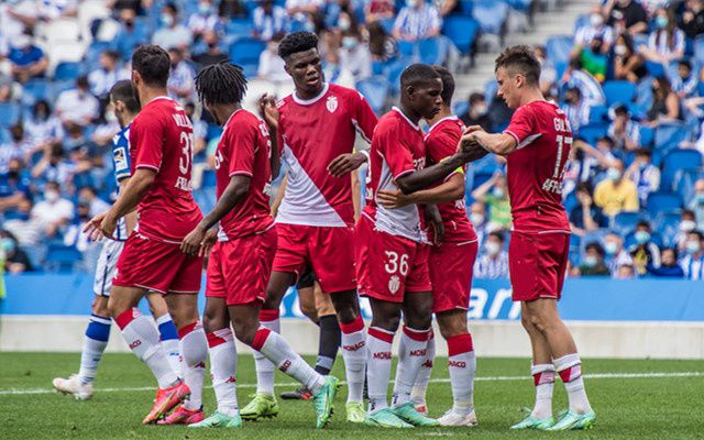 香港队士气甚高，成团队合作典范的简单介绍