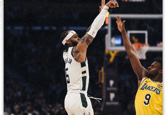 FB体育网页版-雄鹿豪取连胜，湖人三连胜信心增加