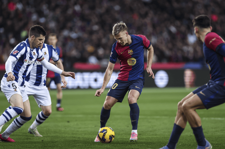 皇家社会领先对手，稳坐西甲联赛榜首