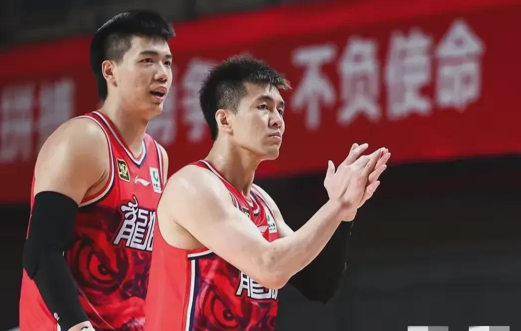 广东男篮再战一城,未能扳回败局 广东男篮再战一城,未能扳回败局