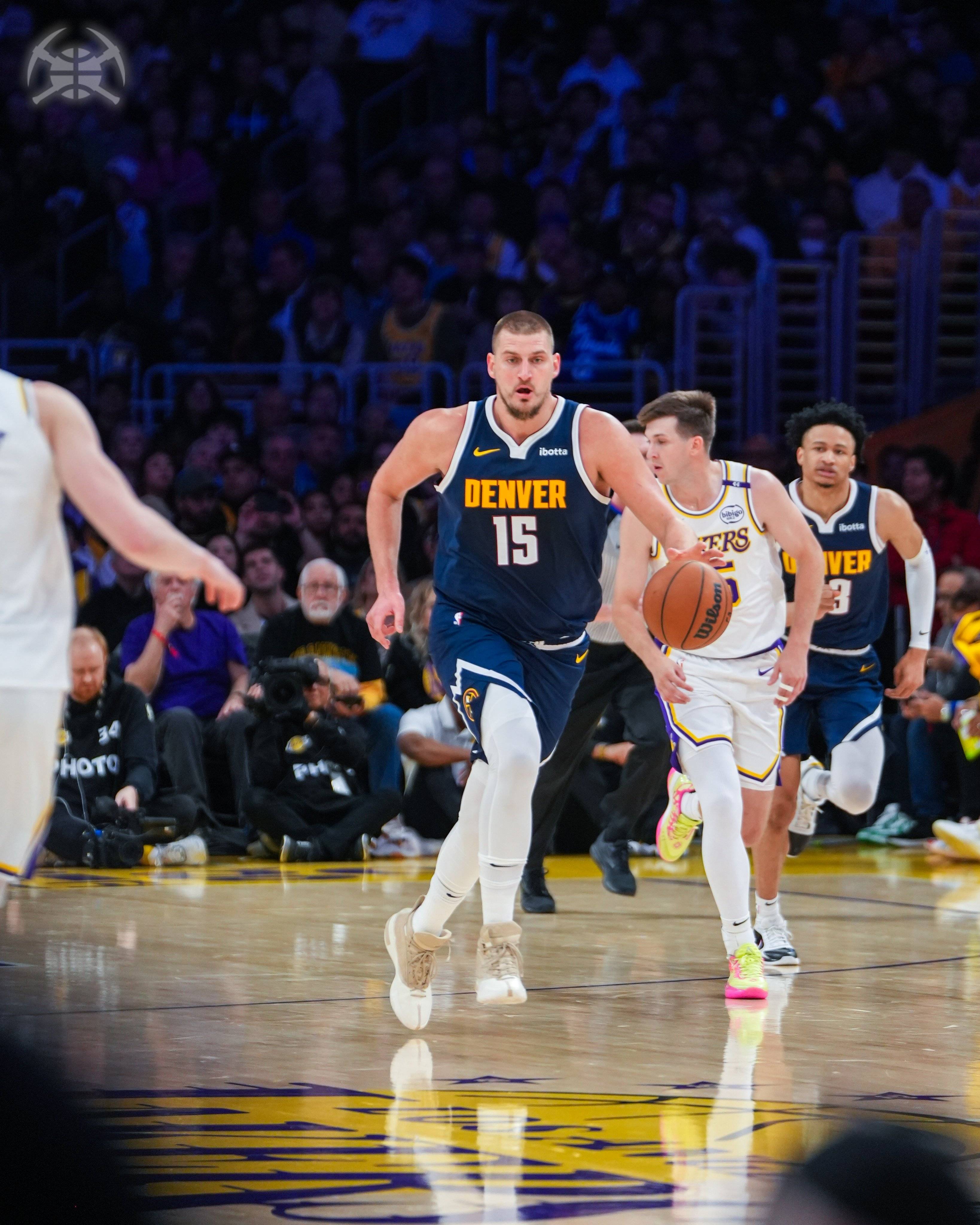 独行侠客场击败快船,战队实力备受瞩目 独行侠客场击败快船,战队实力备受瞩目