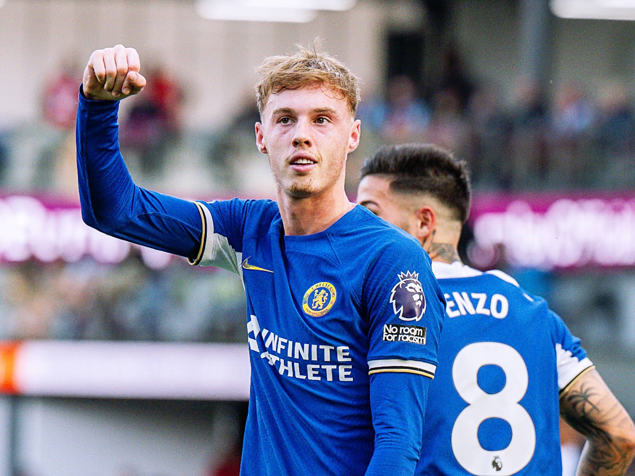 英格兰球员技惊四座，领先积分榜的简单介绍