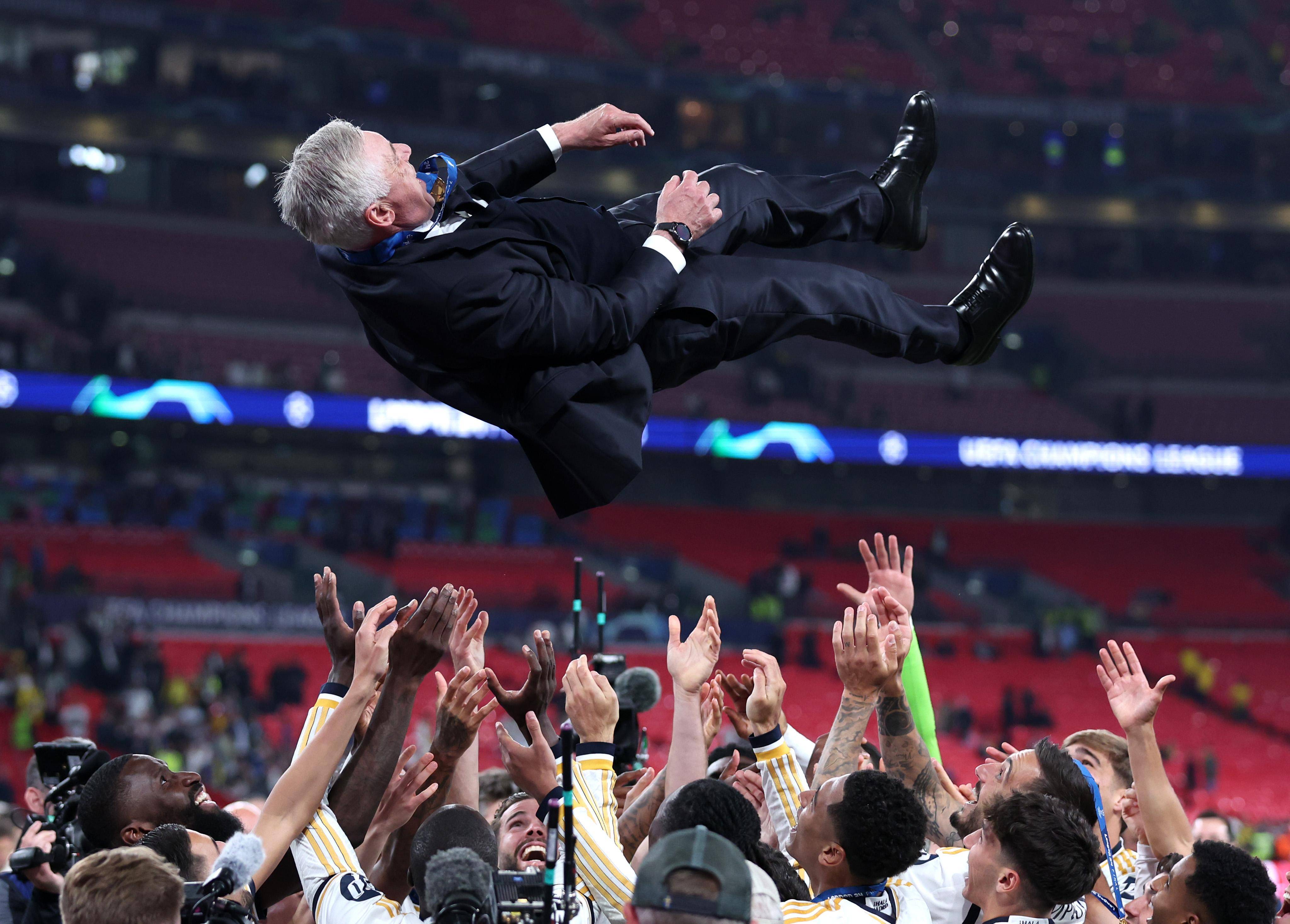 FB体育-欧冠小组赛皇家马德里队再次胜利