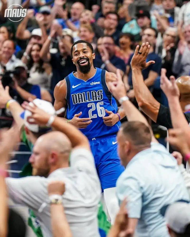 独行侠豪取太阳胜利，球员个人能力得到充分发挥的简单介绍