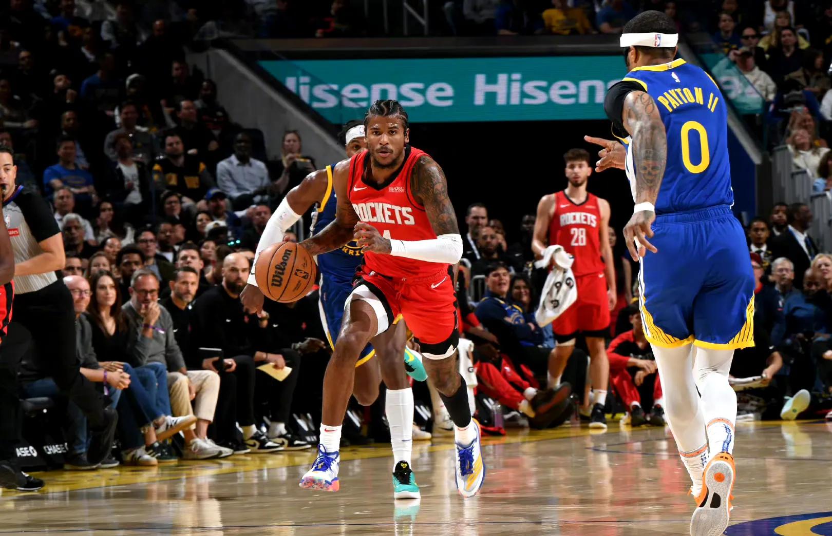 FB体育网页版-火箭队客场逆转快船保持西部第一