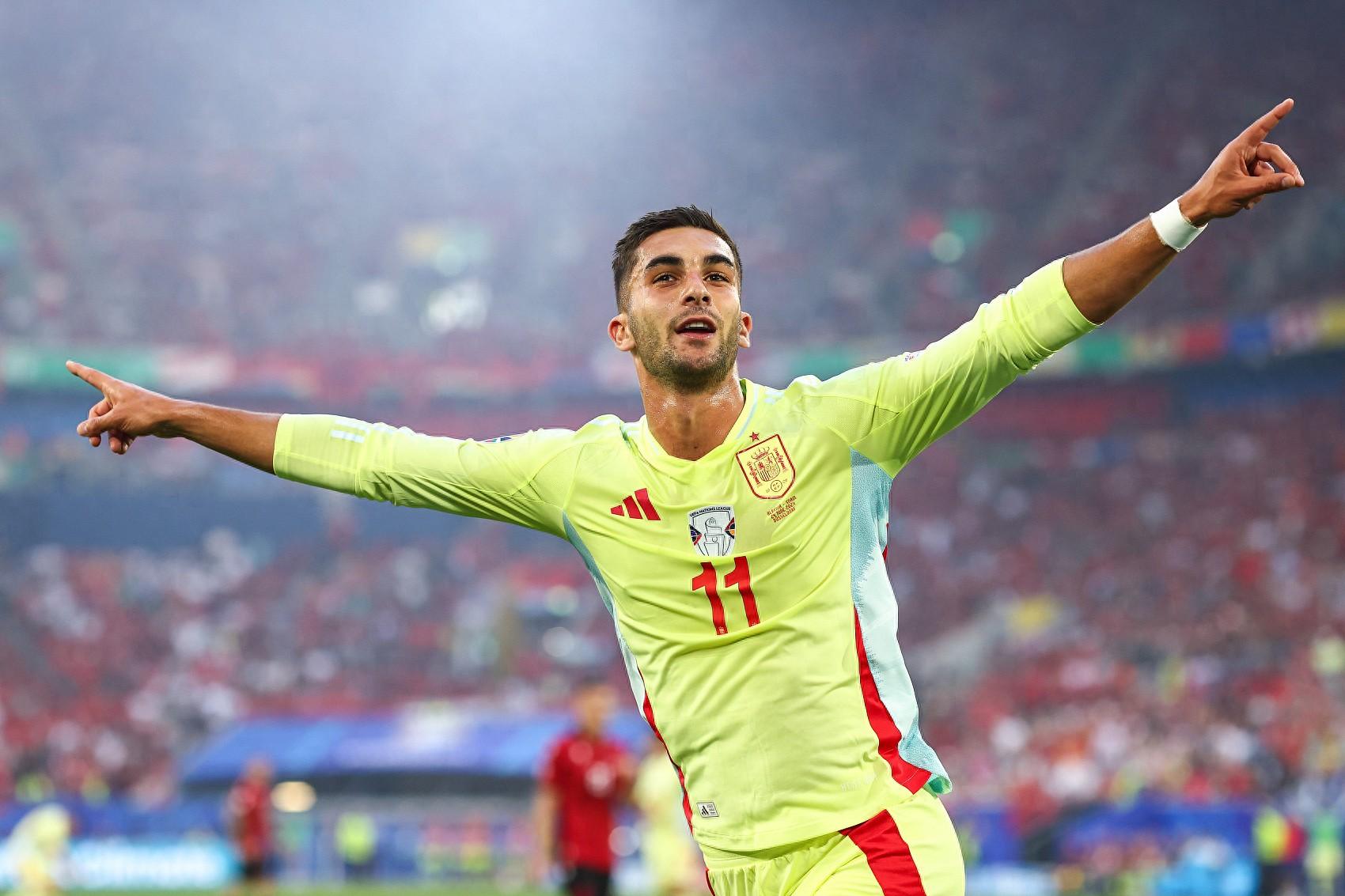 西班牙选手在比赛中展现出色表现 西班牙选手在比赛中展现出色表现