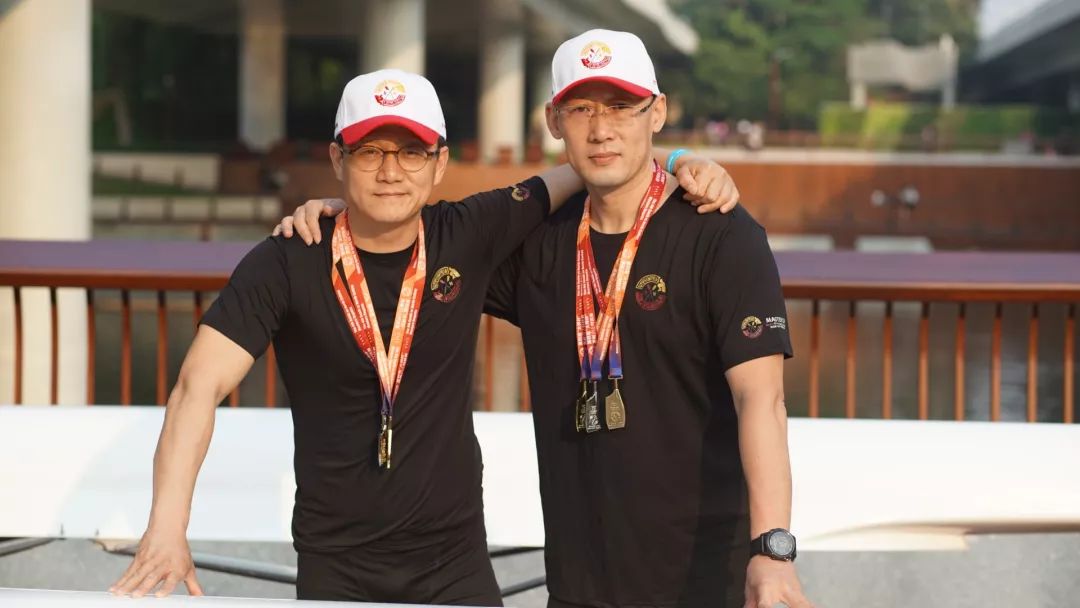 巴基斯坦选手在赛艇女子双划中获胜