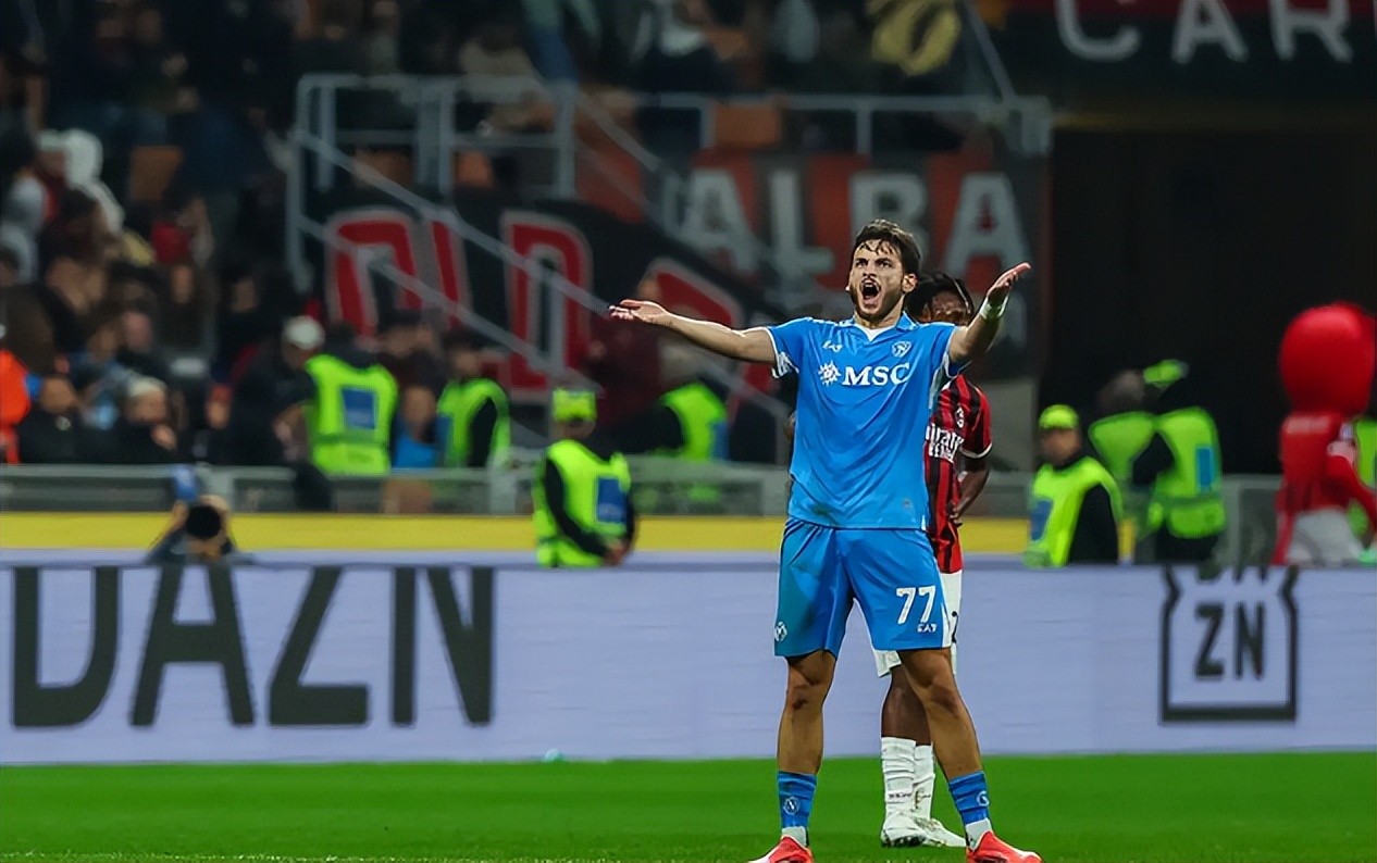 AC米兰主场一平，稳守前四的简单介绍