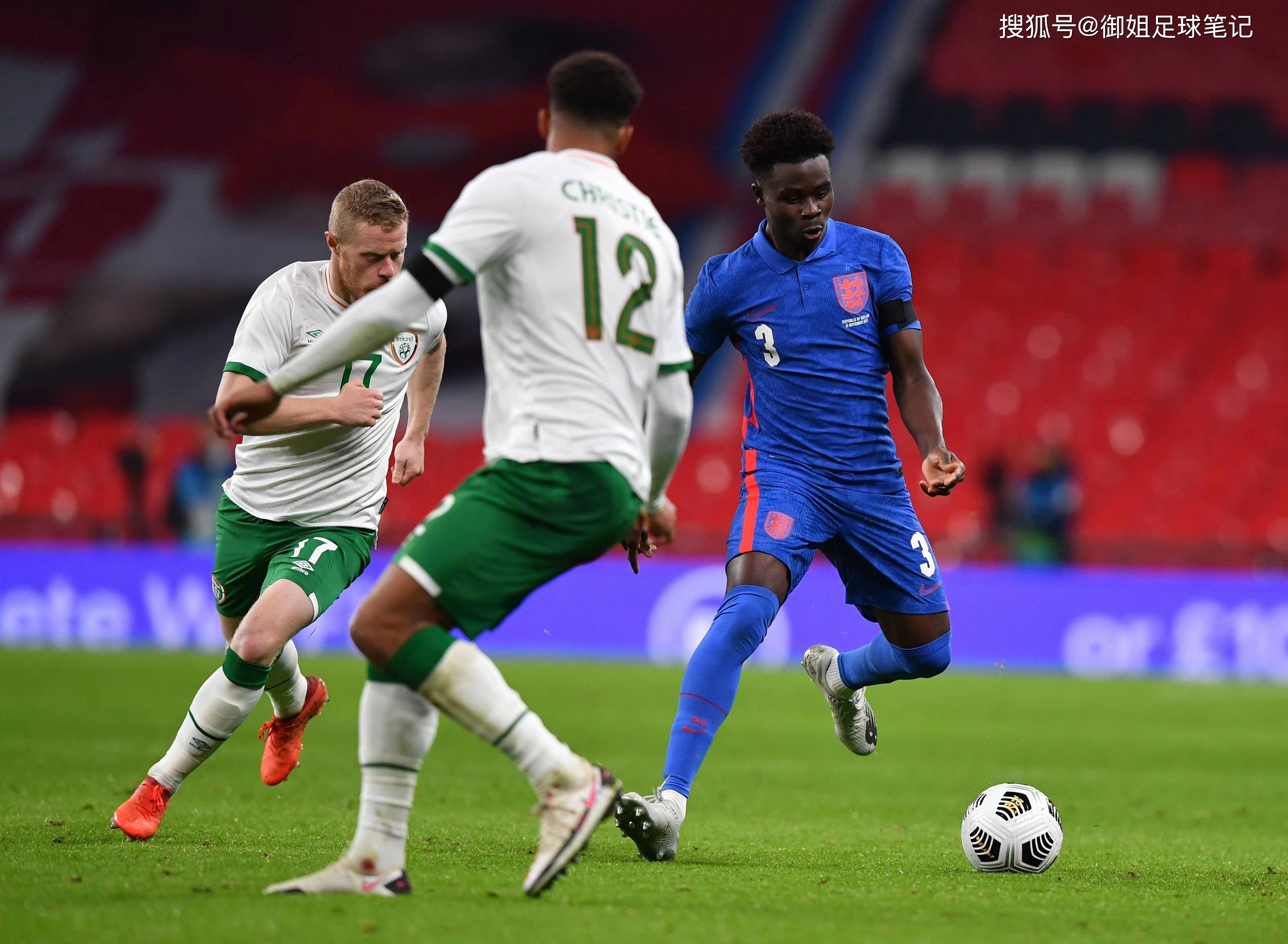 荷兰球员在欧预赛中锋芒毕露 荷兰球员在欧预赛中锋芒毕露