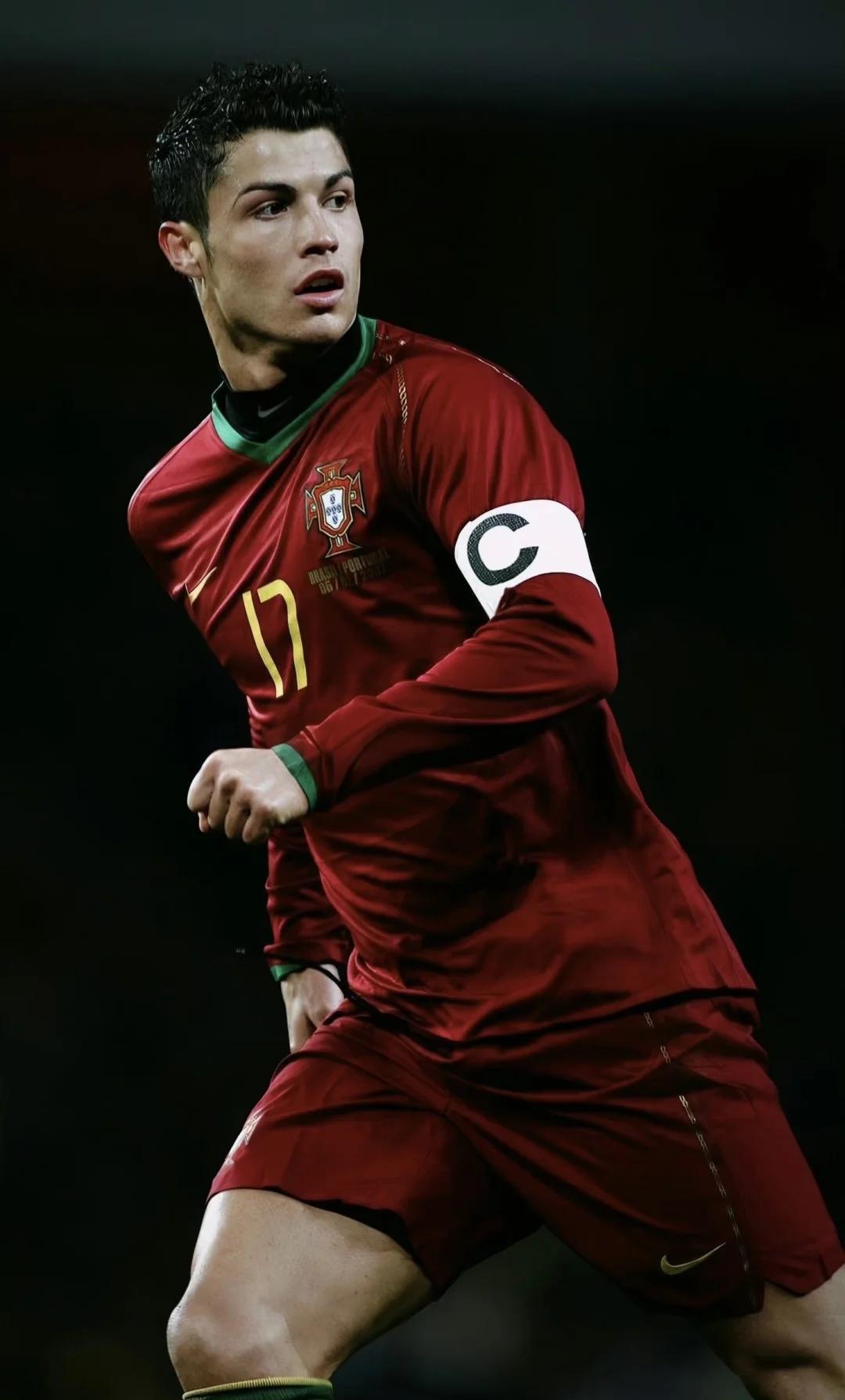 FB体育在线-C罗斩获进球，助力球队全力以赴